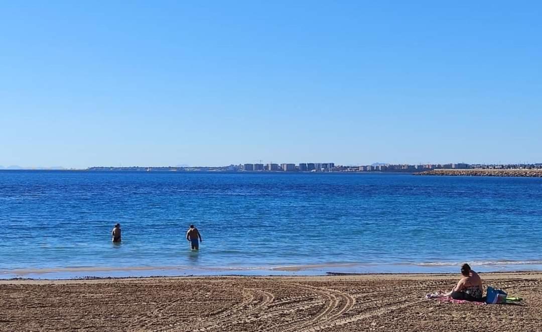 Apartamento Azzurro Apartment Torrevieja Luaran gambar